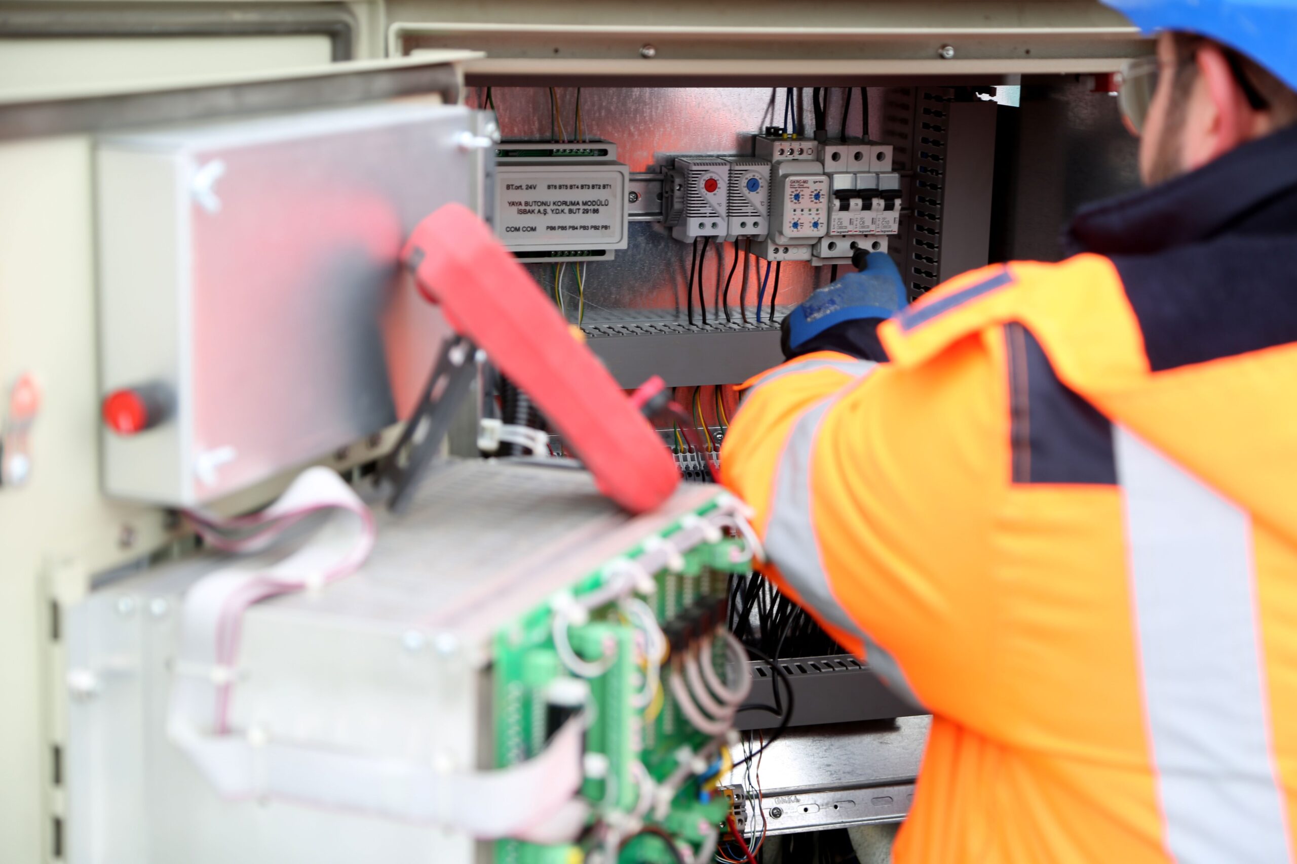 Dépannage électricité petites interventions à Cahors